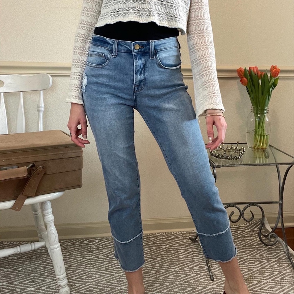 For The Republic Cropped Jeans